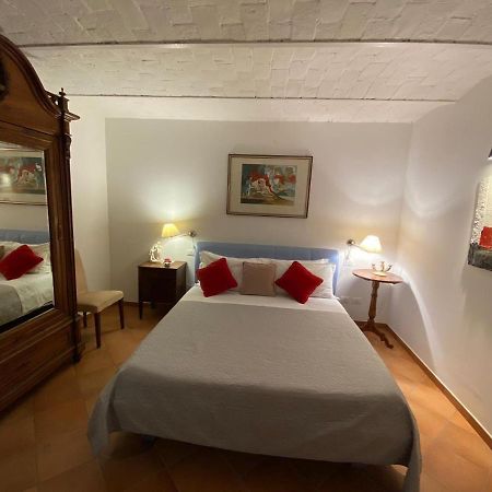 Appartement La Casa Di Ago à LʼAquila Extérieur photo