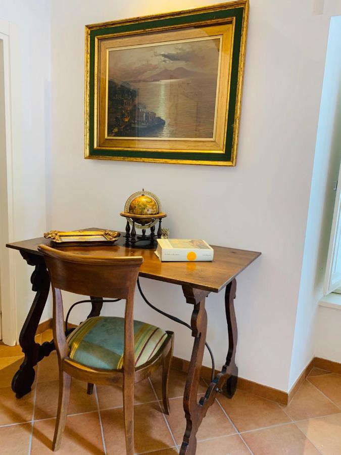 Appartement La Casa Di Ago à LʼAquila Extérieur photo